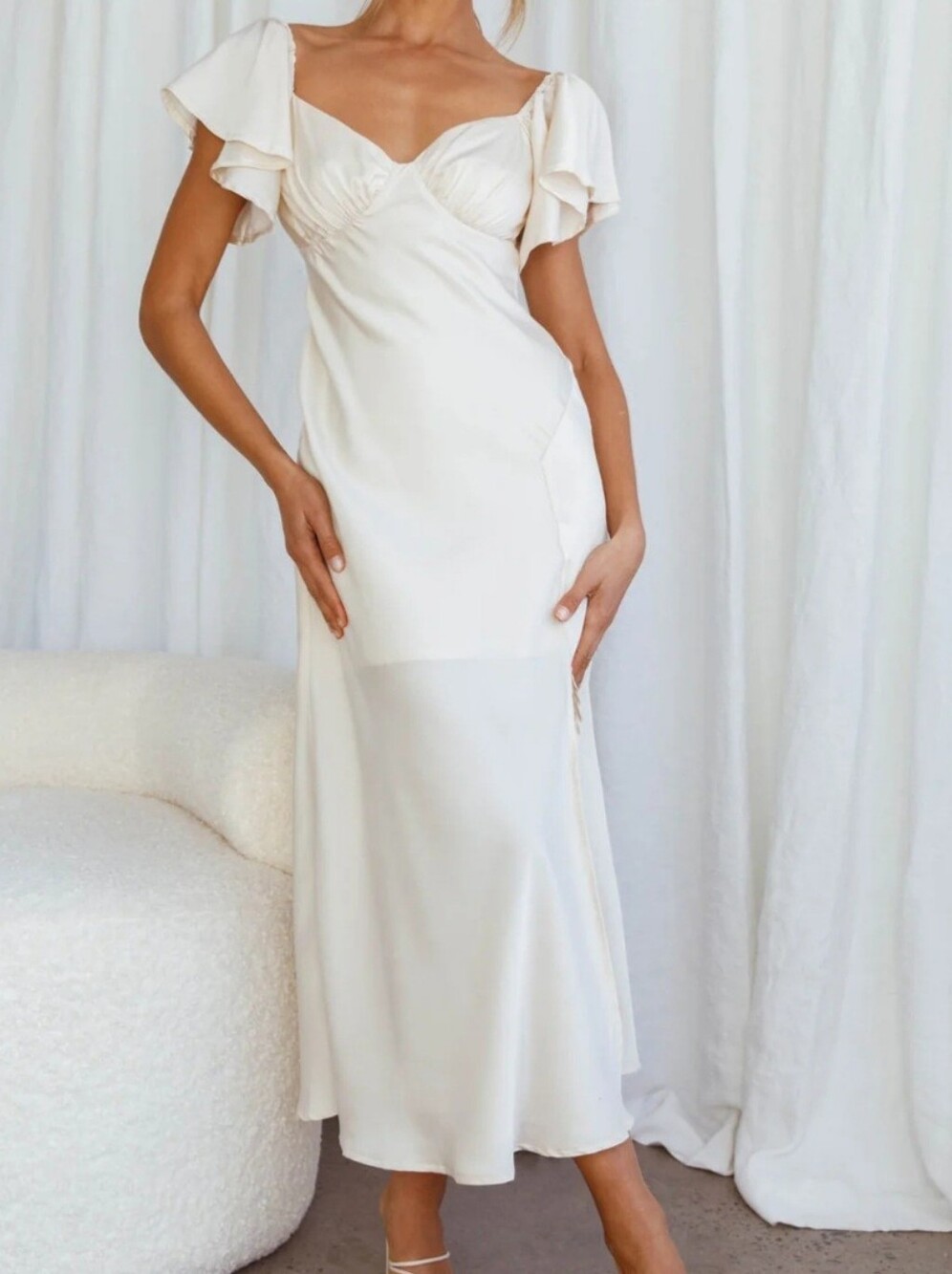 Elegant IVORY Midi Dress with Flutter Sleeves